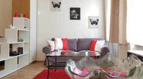 Center Royalty Apartment